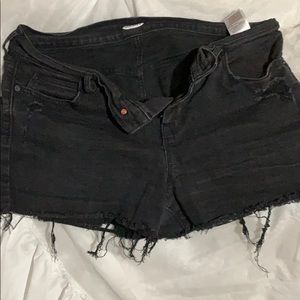 Old Navy black distressed jean shorts
